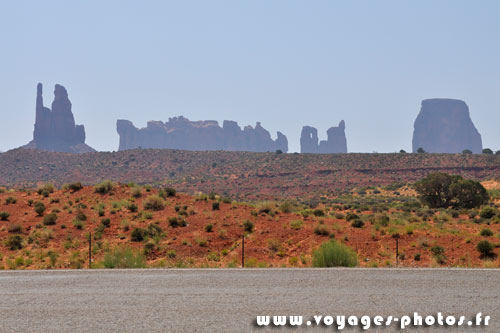 Route traversant Monument Valley